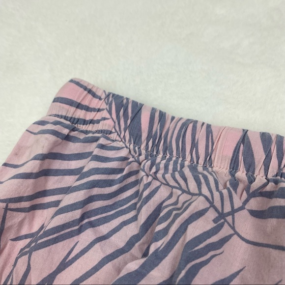 Victoria Secret Pajama Leaf Print Short Shorts - Picture 7 of 7